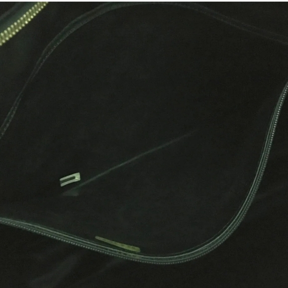 CHANEL Quilted Matelasse CC Logo Lambskin Shoulder Bag Black - Picture 9 of 11